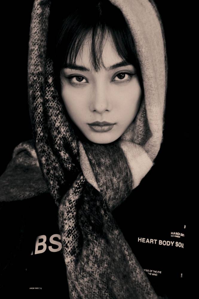 Black and white portrait, wool scarf